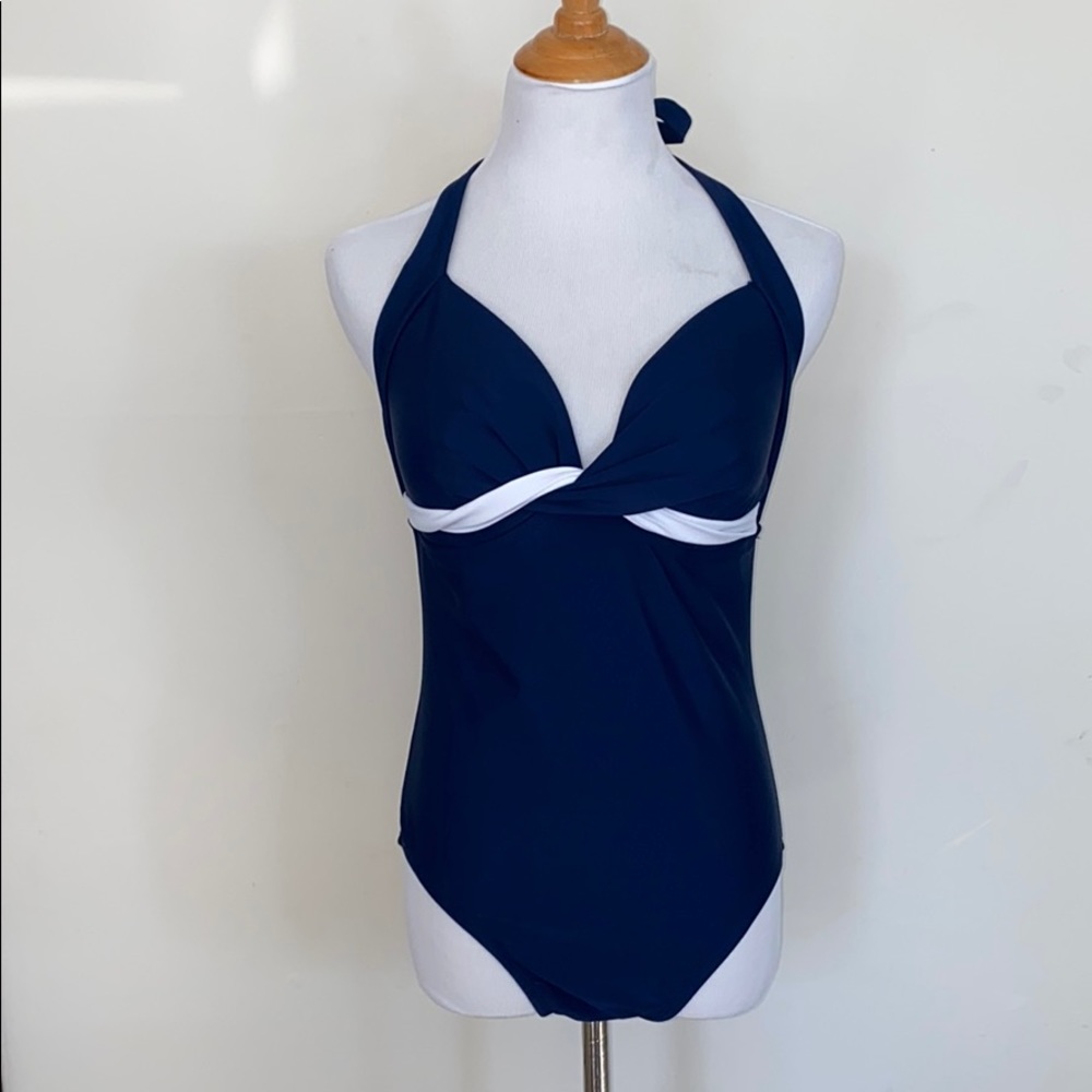 NWT Merona 1 piece Twist Swimsuit Sz M